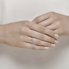 Load image into Gallery viewer, Reed Diamond Solitaire Ring