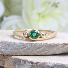 Load image into Gallery viewer, Curve Engagement Ring