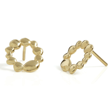 Load image into Gallery viewer, Yellow Gold Pebble Circle Stud Earrings