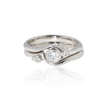Load image into Gallery viewer, Flick Diamond Wedding Band