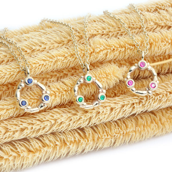 Reed Mini Circle Pendant