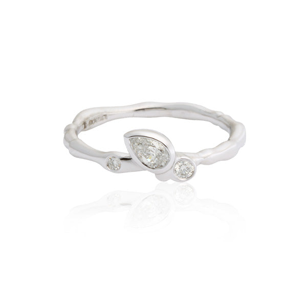 Reed Diamond Solitaire Ring