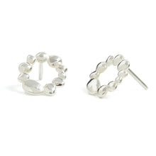 Load image into Gallery viewer, White Gold Circle Stud Earrings
